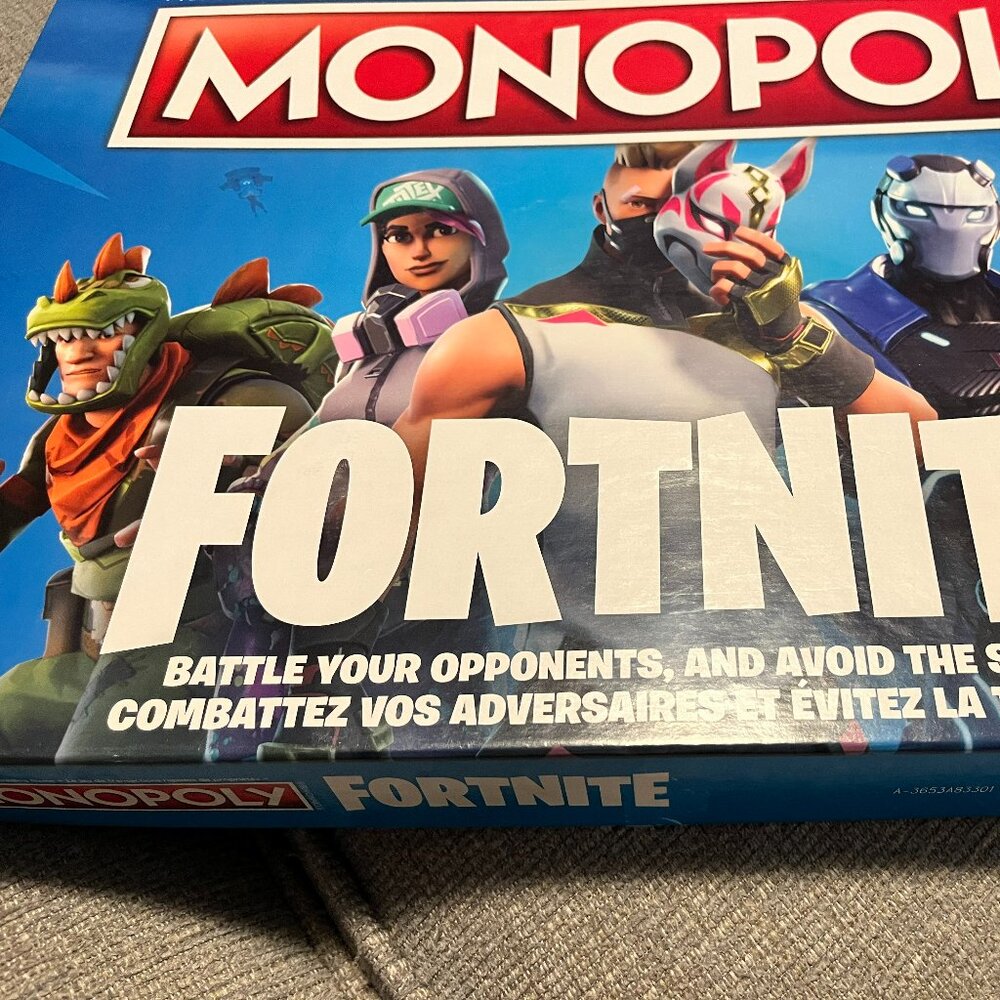 Hasbro Gaming FortNite Monopoly